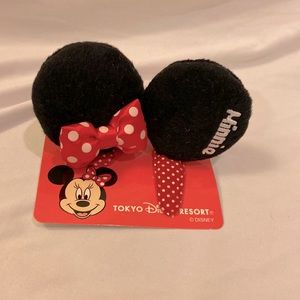Minnie Mouse clip ears